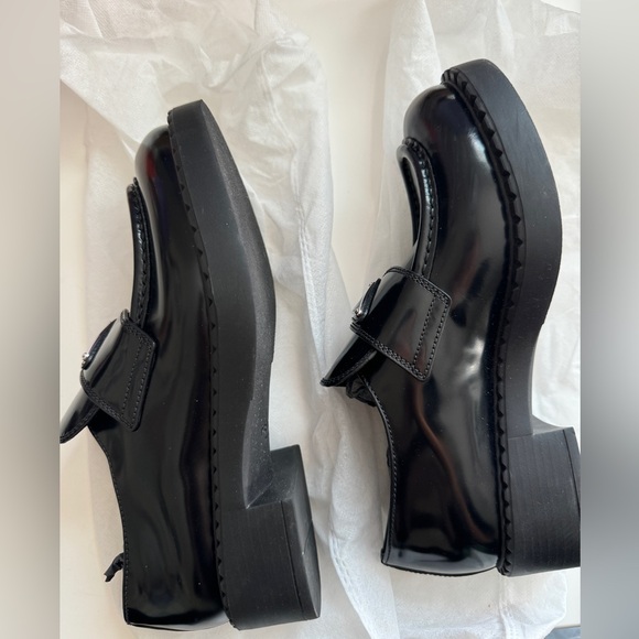 SOLD - Picture 4 of 9